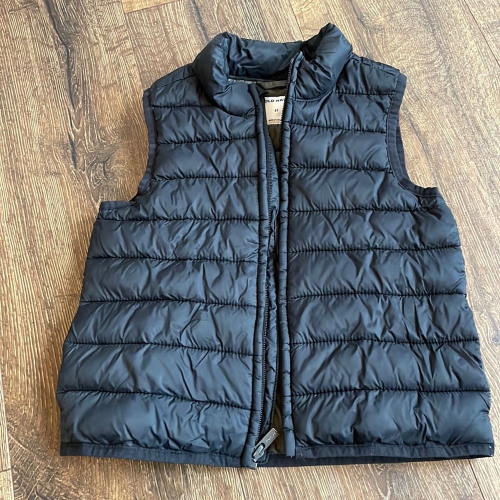 Old Navy Puffer Vest